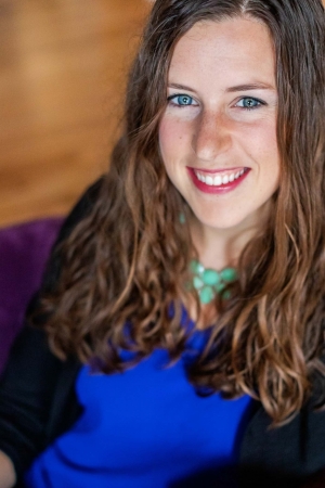 NH based business women celebrate their individuality with minisession headshot day at the loft in Newmarket,NH