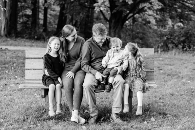 Family of 5 at Wason Pond in Chester, NH for Fall Family Photo F