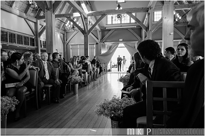 red barn at outlook farm wedding0013